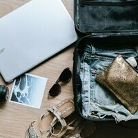 7 Tips for Traveling Light