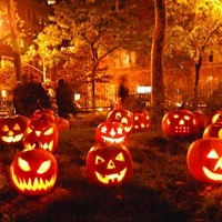 6 Ways To Have A Spook-Tacular Halloween This Year